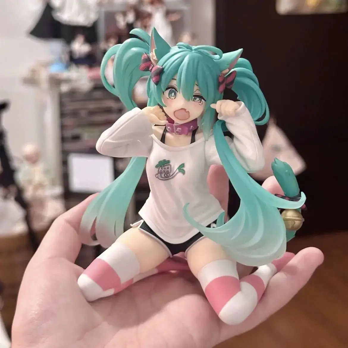 Hatsune Miku Vocaloid Style Model Figure - Image 8