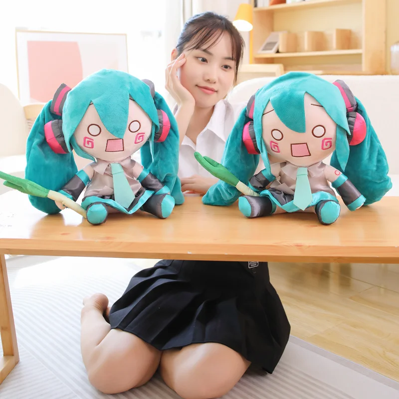 30cm Adorable Hatsune Miku Spring Onion Plush - Image 2